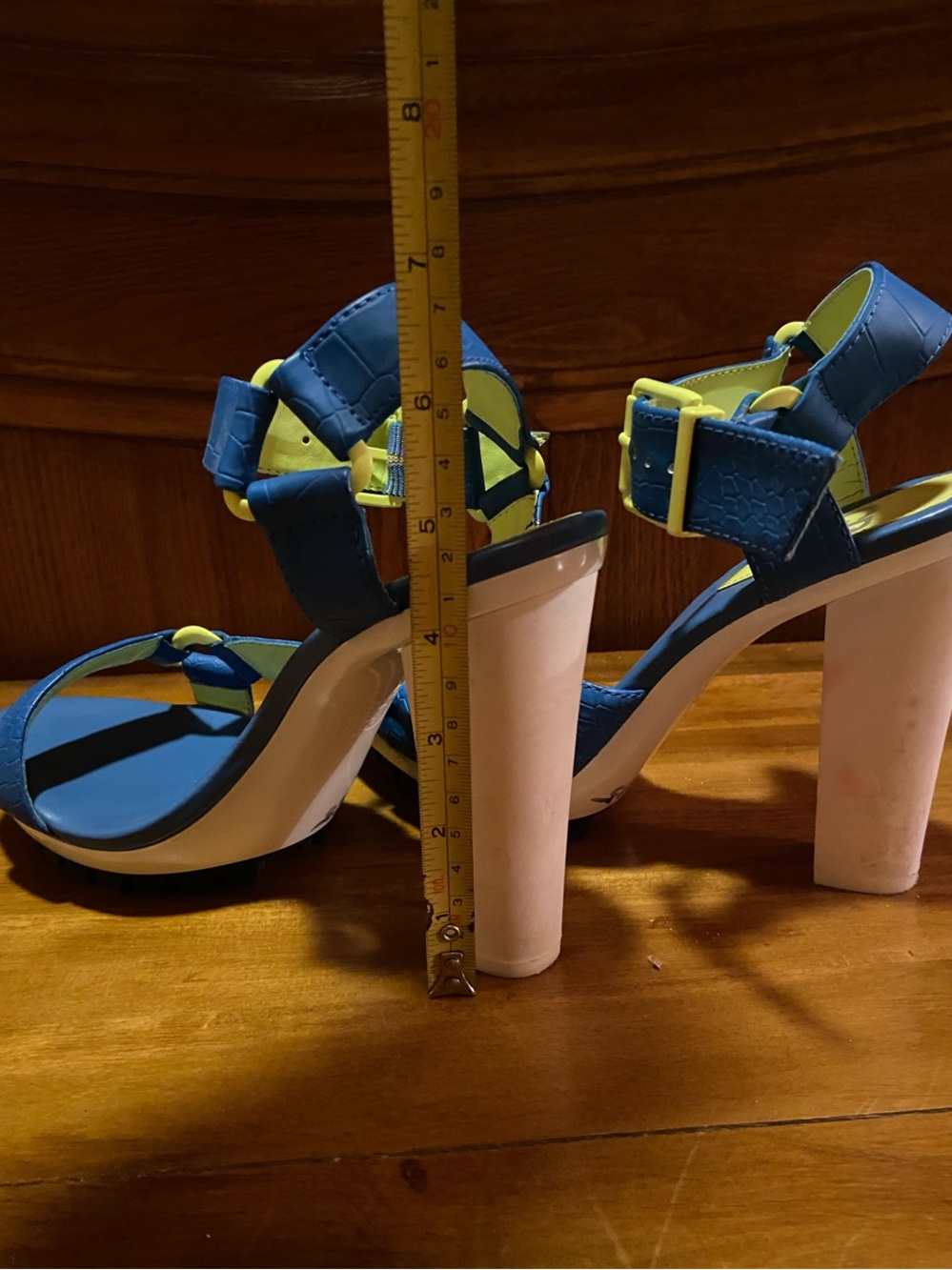 Gianni Bini Blue and Yellow Croc-Texture Platform Heels - Picture 3 of 4